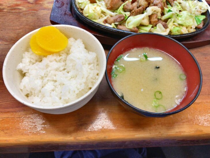 焼肉をご飯と一緒にかきこむ幸せ