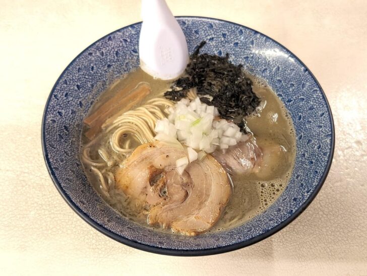 麺や鱗道の激鱗ラーメン