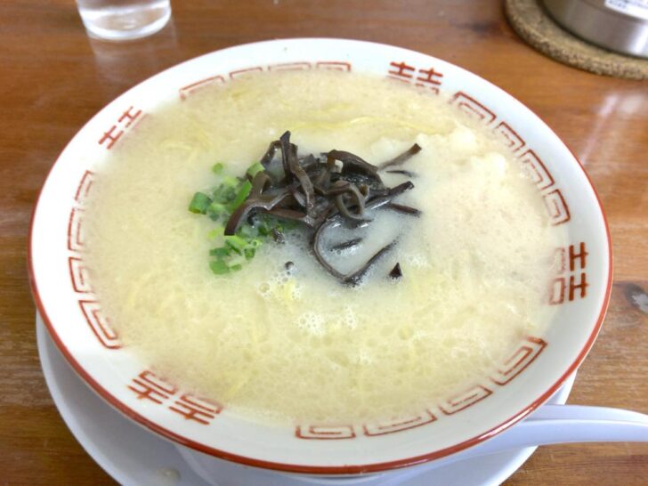 博多元気一杯のラーメン