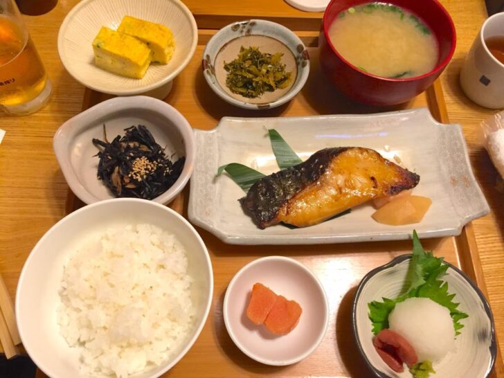 くうてん椒房庵の定食