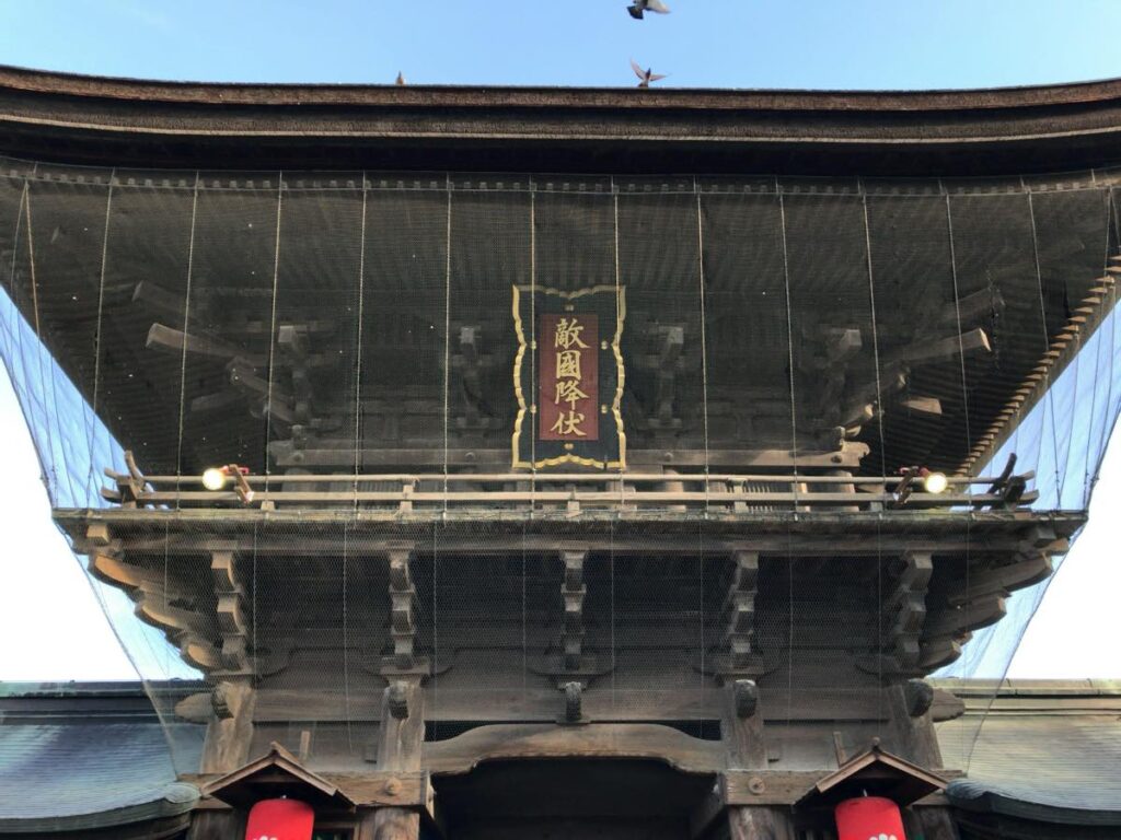 筥崎宮の楼門に書かれた『敵國降伏』の意味は？