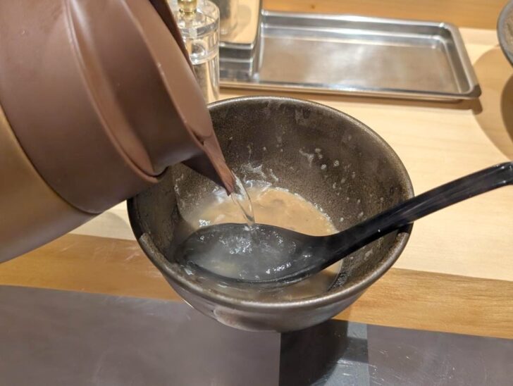追い出汁はちゃんと「ダシ」なので、スープ割りにしても薄すぎることなく完飲できる