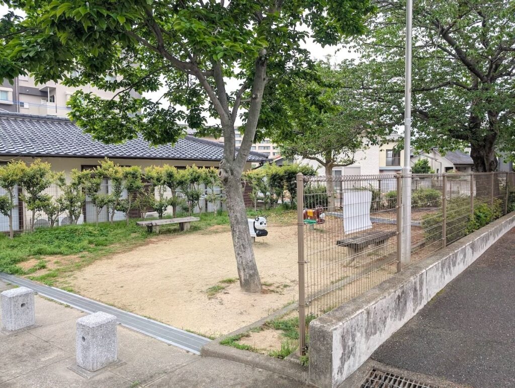 姪浜6号公園（姪の浜2丁目）