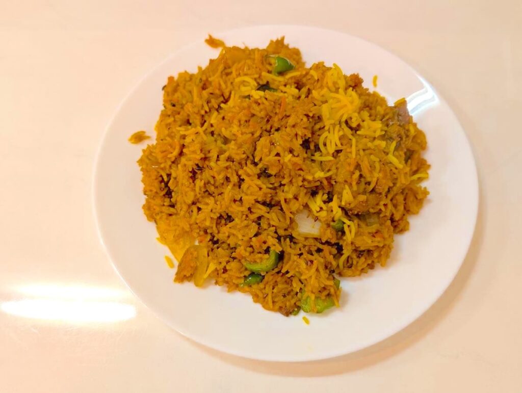 「インドカレーガウレ 博多店」のチキンビリヤニ実食レビュー