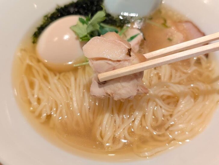 しっとりと仕上がった霧島鶏のチャーシュー