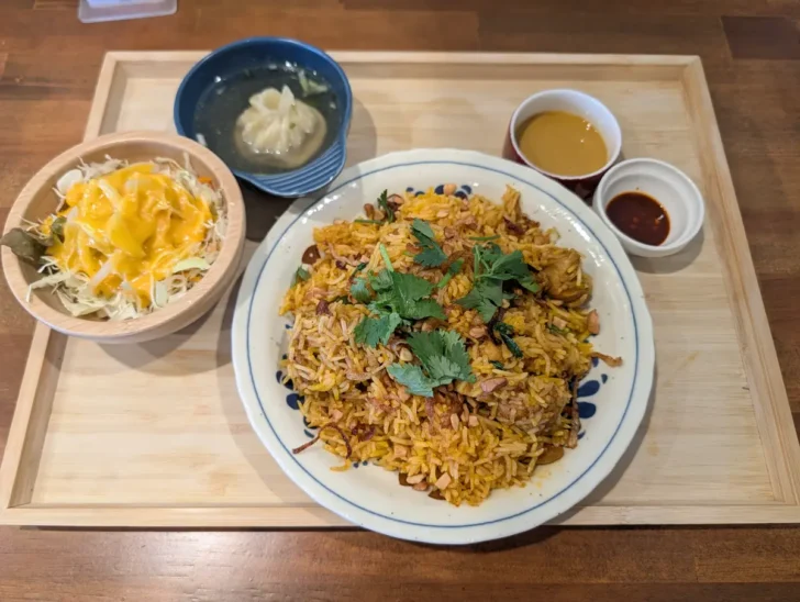 「スパイスキッチン ポカラ」のチキンビリヤニランチ
