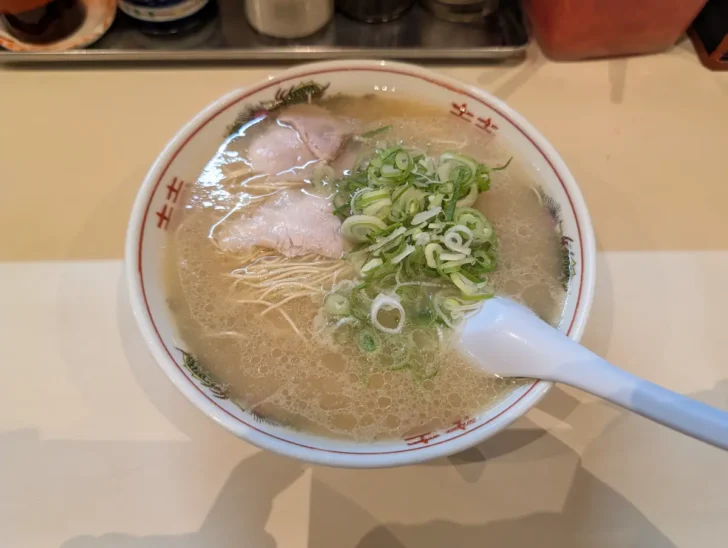「長浜ラーメン一龍亭」のラーメン
